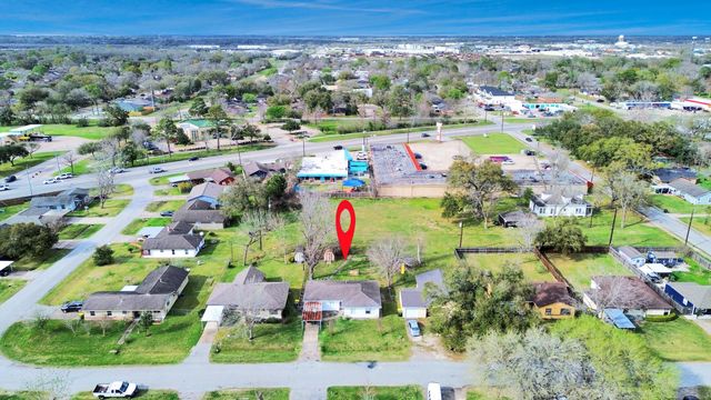 4609 Ray Street, Pearland, TX 77581