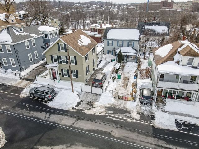 105 Third Street, Lowell, MA 01850