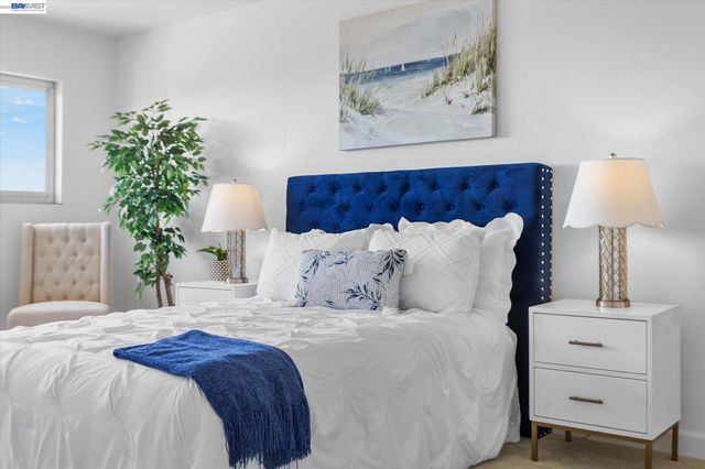 2137 Otis Drive 302, Alameda, CA 94501
