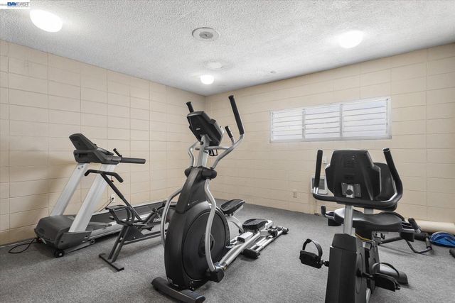 2137 Otis Drive 302, Alameda, CA 94501