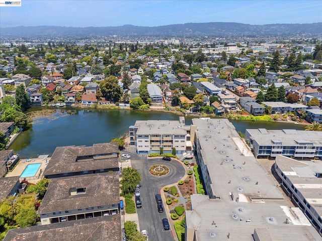 2137 Otis Drive 302, Alameda, CA 94501