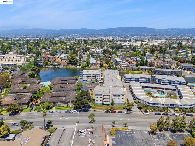 2137 Otis Drive 302, Alameda, CA 94501