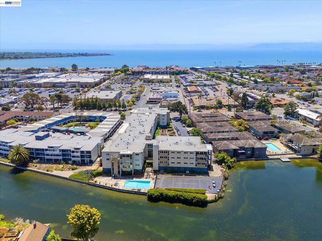 2137 Otis Drive 302, Alameda, CA 94501