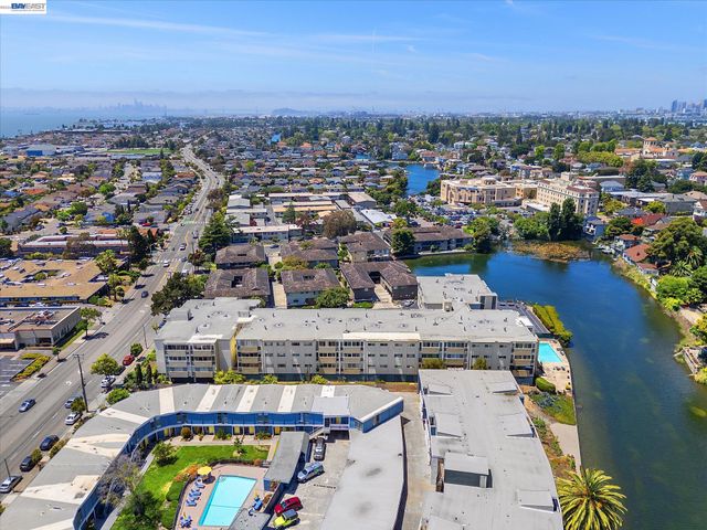 2137 Otis Drive 302, Alameda, CA 94501
