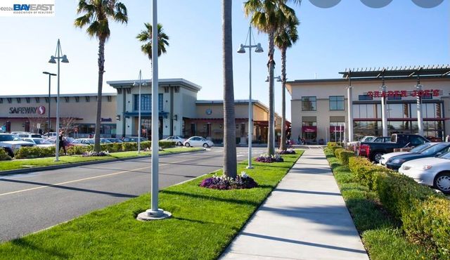 2137 Otis Drive 302, Alameda, CA 94501