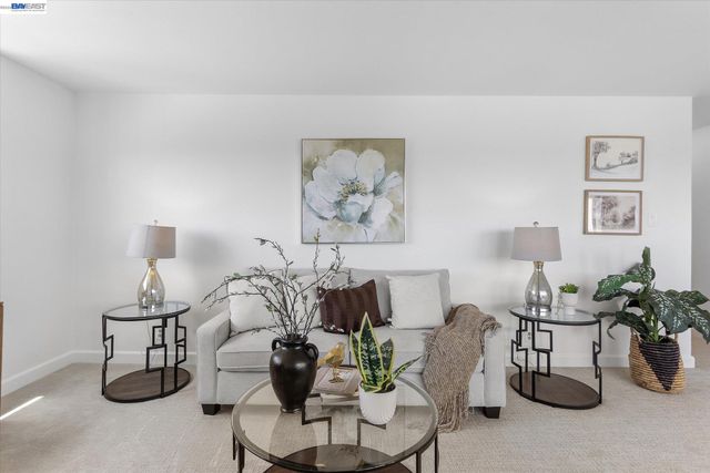 2137 Otis Drive 302, Alameda, CA 94501