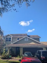 950 SW 95th Terrace, Pembroke Pines, FL 33025