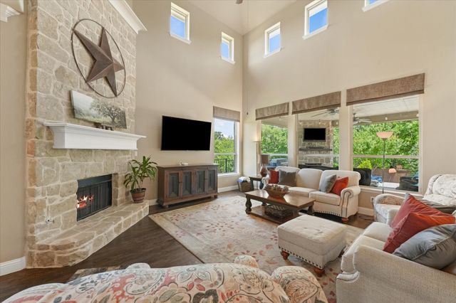 10028 Broiles Lane, Fort Worth, TX 76244