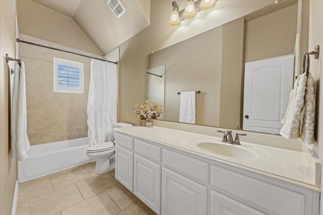 10028 Broiles Lane, Fort Worth, TX 76244
