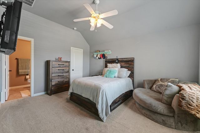 10028 Broiles Lane, Fort Worth, TX 76244