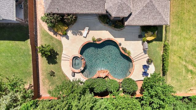 10028 Broiles Lane, Fort Worth, TX 76244
