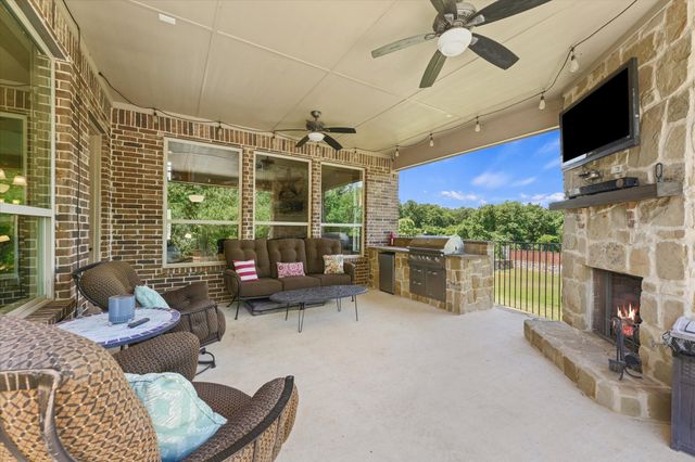 10028 Broiles Lane, Fort Worth, TX 76244