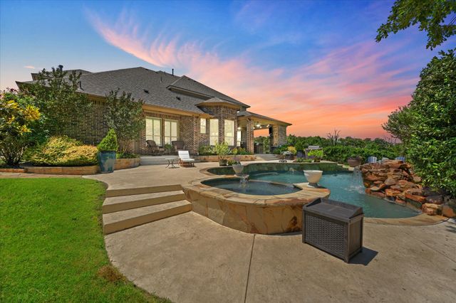 10028 Broiles Lane, Fort Worth, TX 76244