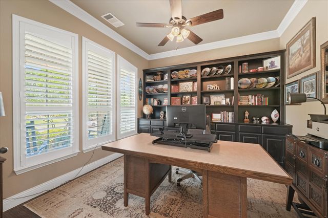 10028 Broiles Lane, Fort Worth, TX 76244