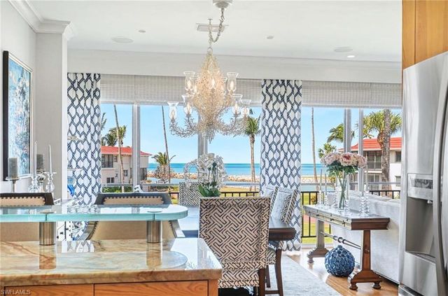 2206 Gulf Shore Blvd N Apt G2 2, Naples, FL 34102