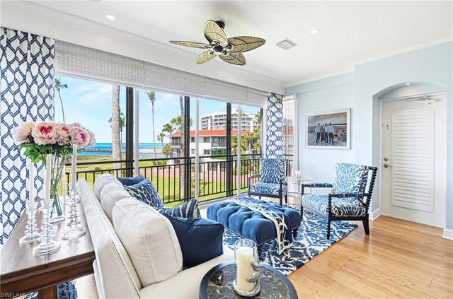 2206 Gulf Shore Blvd N Apt G2 2, Naples, FL 34102