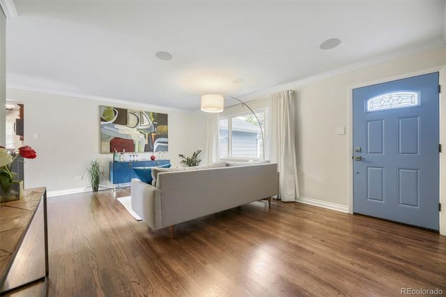 2901 S Madison Street, Denver, CO 80210