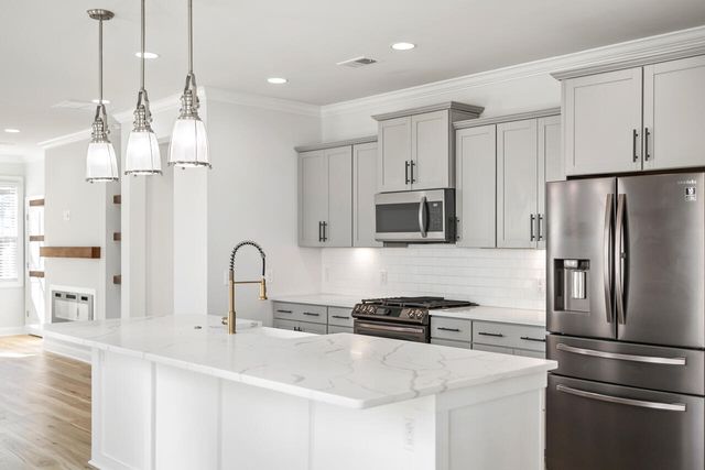 2658 Park West Boulevard, Mount Pleasant, SC 29466
