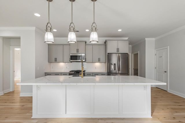 2658 Park West Boulevard, Mount Pleasant, SC 29466