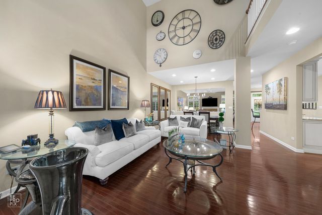 156 Paxton Road, Bloomingdale, IL 60108