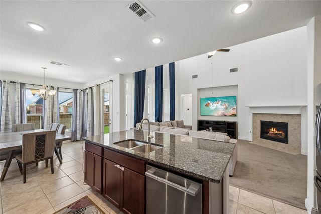 1804 Landing Street, Mansfield, TX 76063