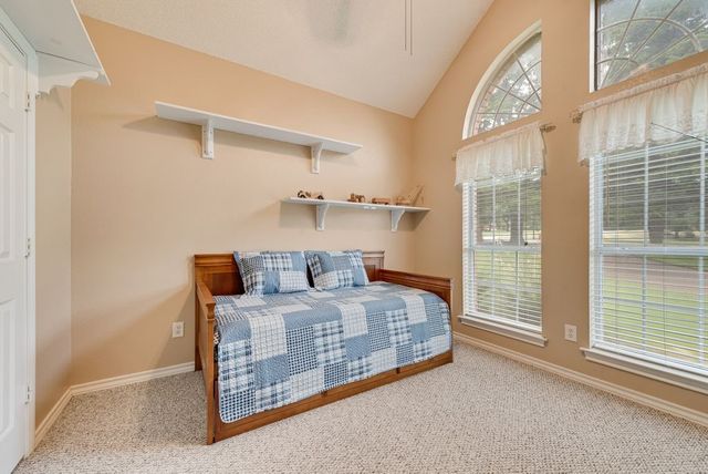 602 Creek View Circle, Ovilla, TX 75154