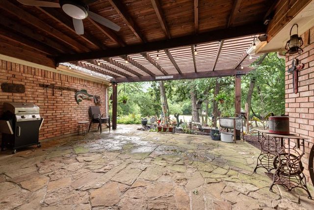 602 Creek View Circle, Ovilla, TX 75154