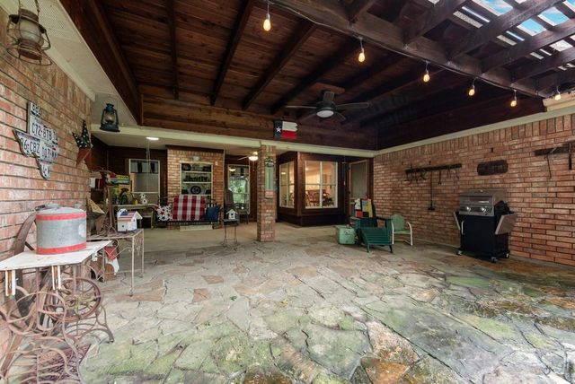 602 Creek View Circle, Ovilla, TX 75154