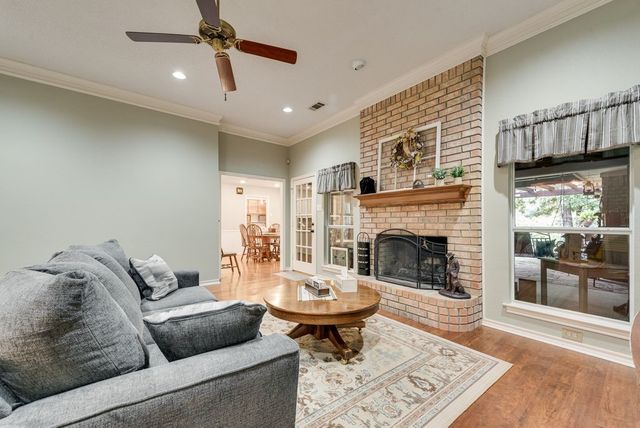 602 Creek View Circle, Ovilla, TX 75154