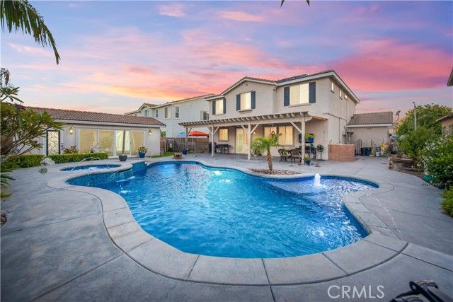 6674 Ashford Mill Court, Eastvale, CA 92880