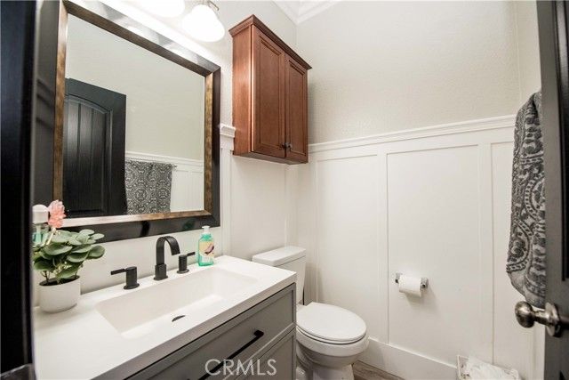 6674 Ashford Mill Court, Eastvale, CA 92880