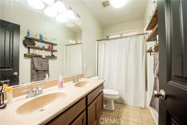 6674 Ashford Mill Court, Eastvale, CA 92880