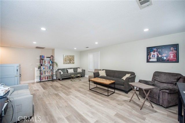 6674 Ashford Mill Court, Eastvale, CA 92880