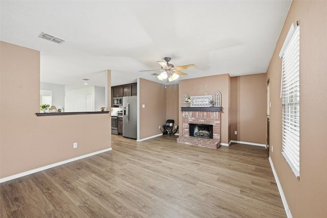 2516 Red Oak Drive, Little Elm, TX 75068