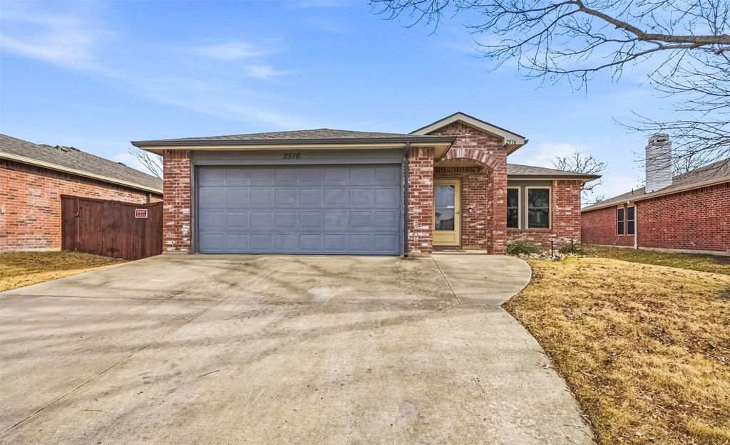 2516 Red Oak Drive, Little Elm, TX 75068