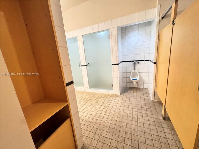 5161 Collins Ave 916, Miami Beach, FL 33140