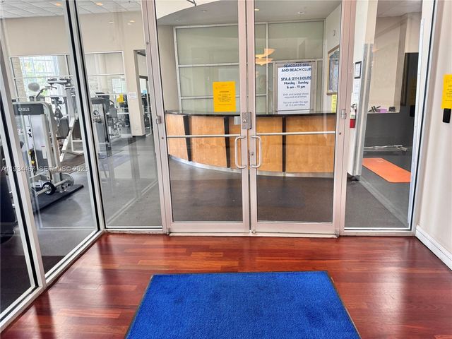 5161 Collins Ave 916, Miami Beach, FL 33140