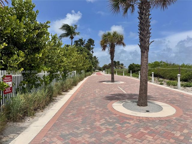 5161 Collins Ave 916, Miami Beach, FL 33140