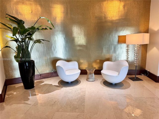 5161 Collins Ave 916, Miami Beach, FL 33140