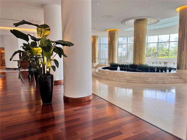 5161 Collins Ave 916, Miami Beach, FL 33140