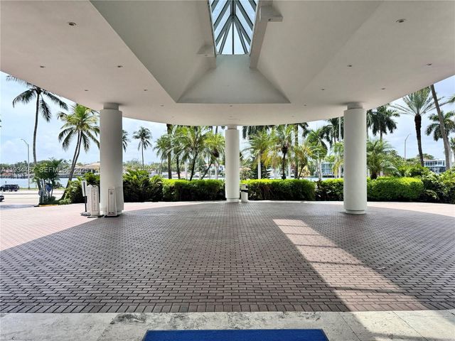 5161 Collins Ave 916, Miami Beach, FL 33140