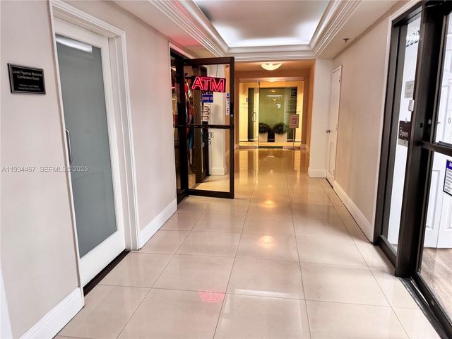 5161 Collins Ave 916, Miami Beach, FL 33140