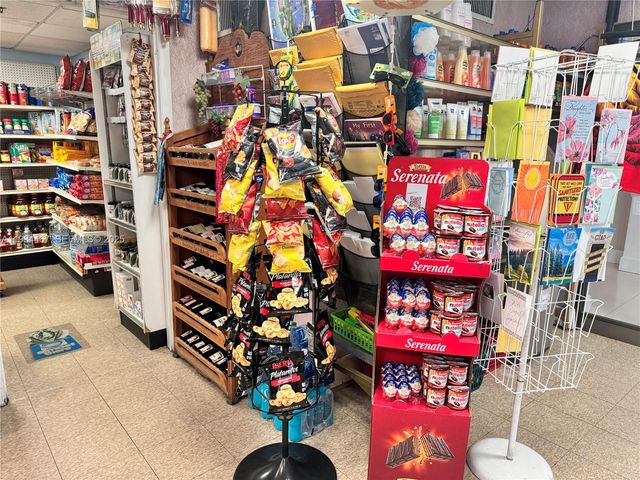 5161 Collins Ave 916, Miami Beach, FL 33140