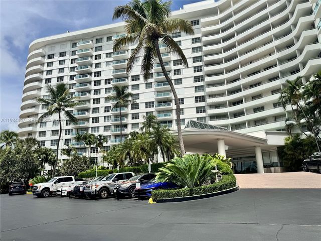 5161 Collins Ave 916, Miami Beach, FL 33140