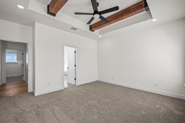 9917 F M 1294, Shallowater, TX 79363