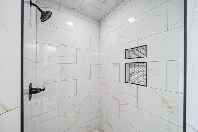 9917 F M 1294, Shallowater, TX 79363