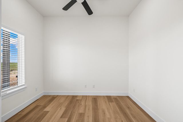 9917 F M 1294, Shallowater, TX 79363