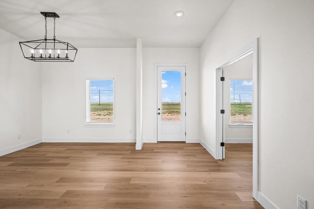 9917 F M 1294, Shallowater, TX 79363