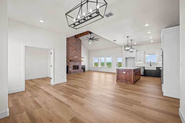 9917 F M 1294, Shallowater, TX 79363