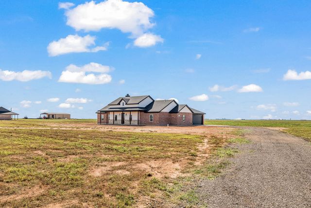 9917 F M 1294, Shallowater, TX 79363